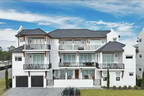 Beautiful Turnkey Ten Bedroom Home