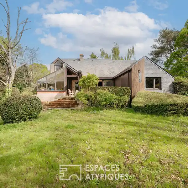 ARCHITECT’S MASTERPIECE NEAR GULF OF MORBIHAN