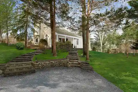Charming Modern-traditional Home Near Little Peconic Bay