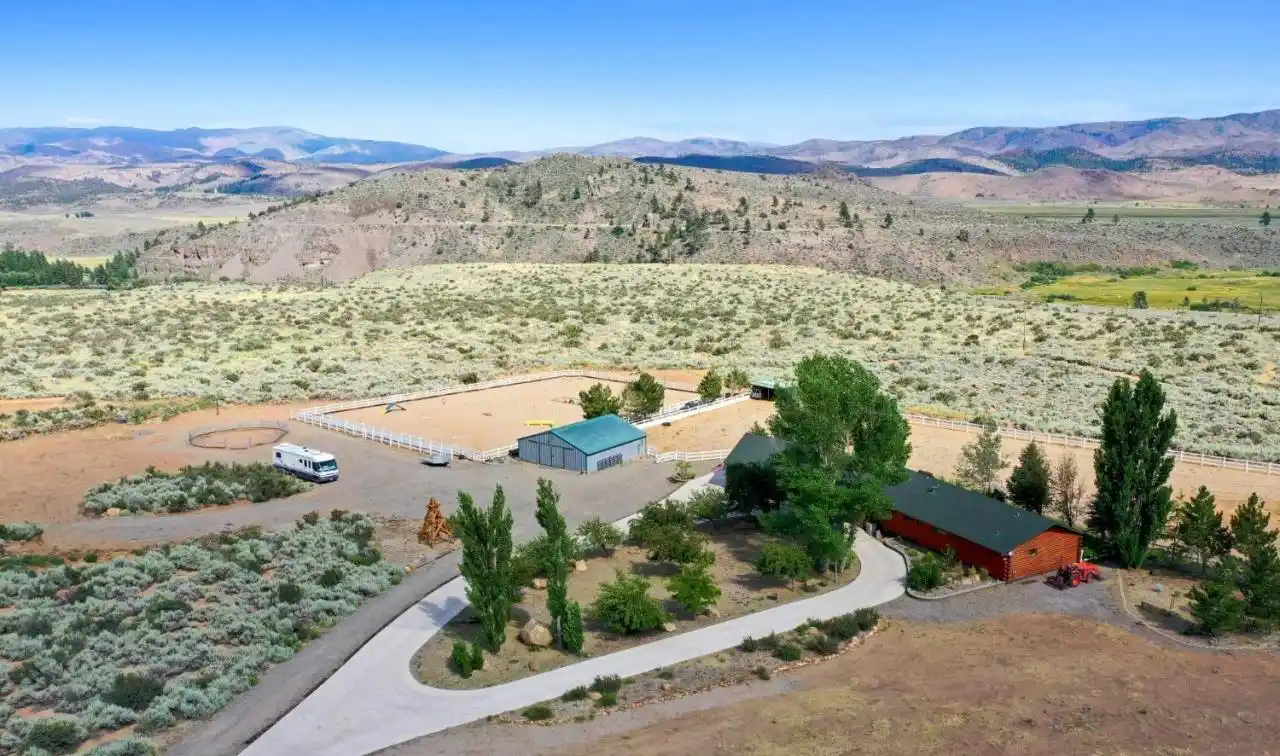 Sensational 17-acre Horse Ranch