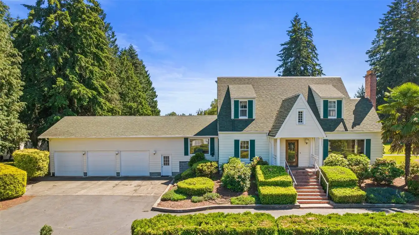 Stately Home with Many Opportunities