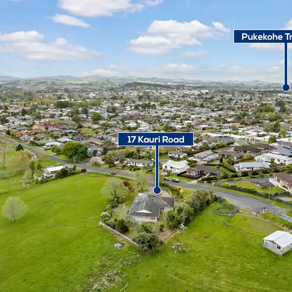 SPRAWLING PROPERTY IN EXCEPTIONAL LOCATION