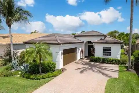 Beautifully Renovated Home in Vasari Country Club