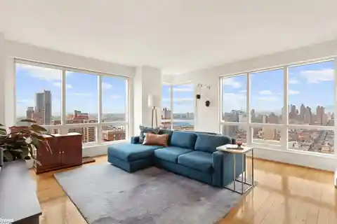 Expansive High-Floor Home