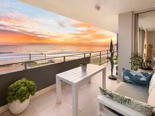 Newly Renovated Beachfront Apartment