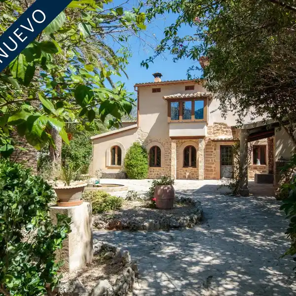 GORGEOUS PROPERTY LOCATED IN THE ORANGE VALLEY