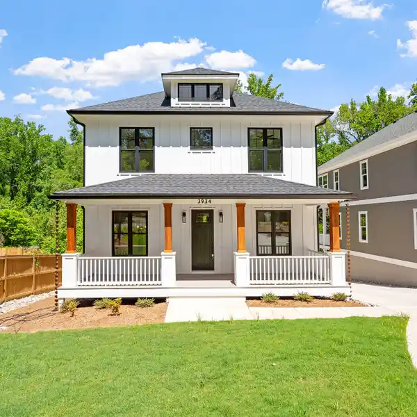 BEAUTIFULLY CRAFTED NEW CONSTRUCTION