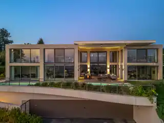 Refined Living Above Lake Zug with Panoramic Views