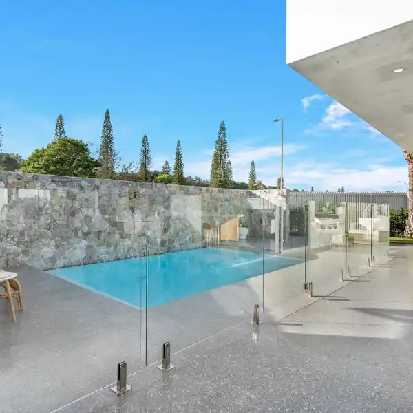 SOLANA - CONTEMPORARY BEACH HOUSE