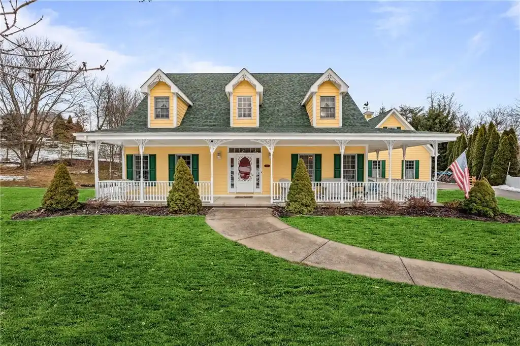 Custom-built Cape Cod in Desirable Grey Oaks