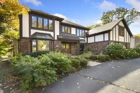 Historic Luxury with Seamless Smart Living