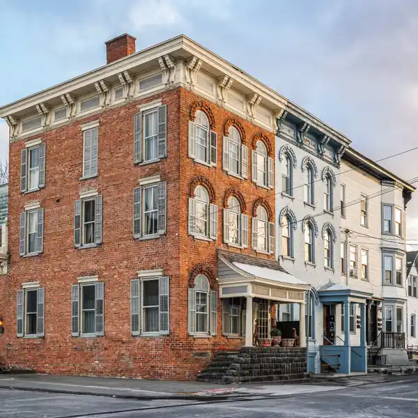 THE MULFORD ALDEN HOUSE