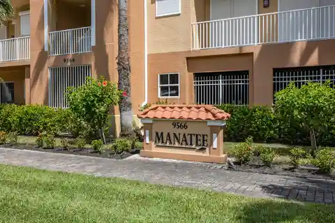 Fabulous Waterfront Cottage