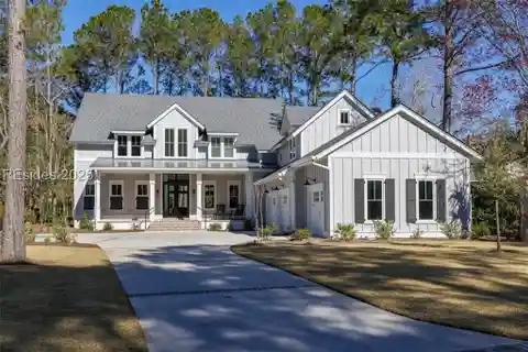 Sophisticated Berkeley Hall Custom-built Home