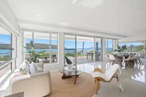 Luxurious Coastal Living with Breathtaking Ocean Views