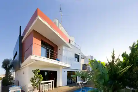 Unique Modern Architect-designed Villa