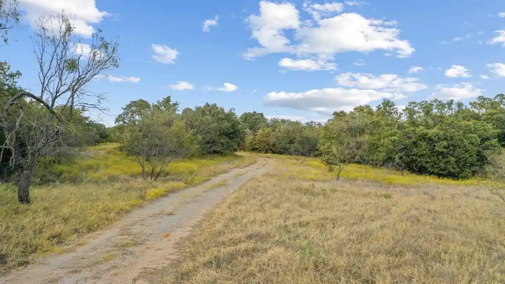 Exceptional 237-acre Ranch
