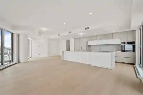 Elegance on the Lake