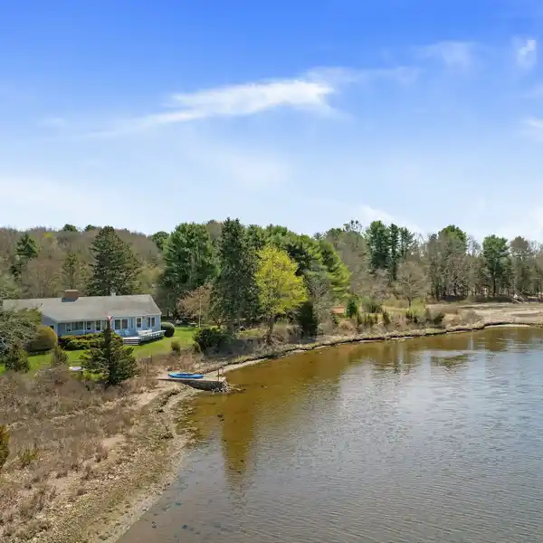 THOUGHTFULLY DESIGNED SINGLE-STORY HOME