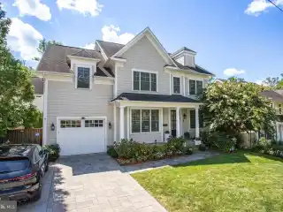 Absolutely Stunning Brand New Custom Home