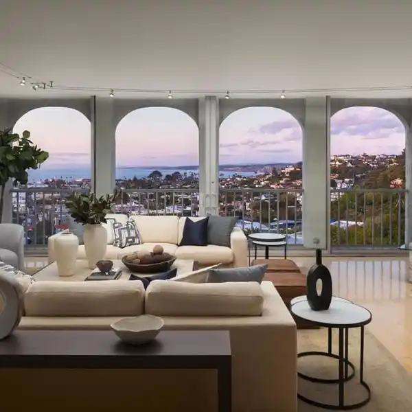 INCREDIBLY RARE DOUBLE-UNIT CORNER LOCATION IN A PREMIER HIGH-RISE