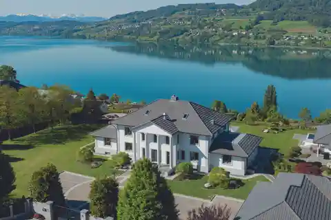 »villa Palladia« with Swimming Pool and Large Garden in Seengen, Switzerland