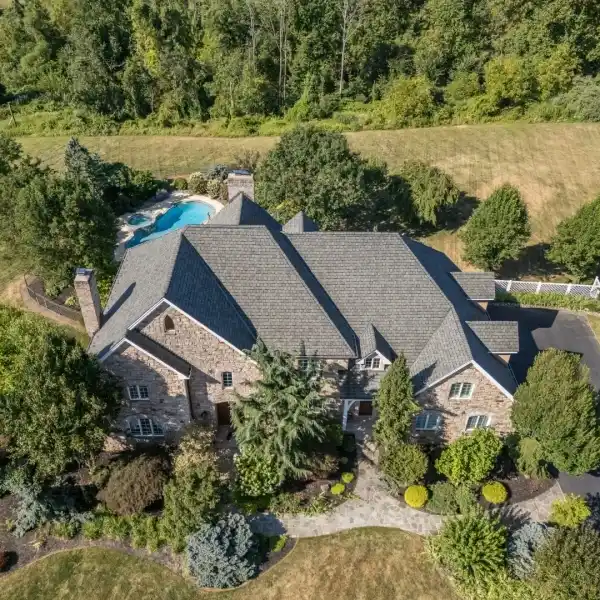 PRIVATE CUL-DE-SAC RETREAT WITH SALTWATER POOL