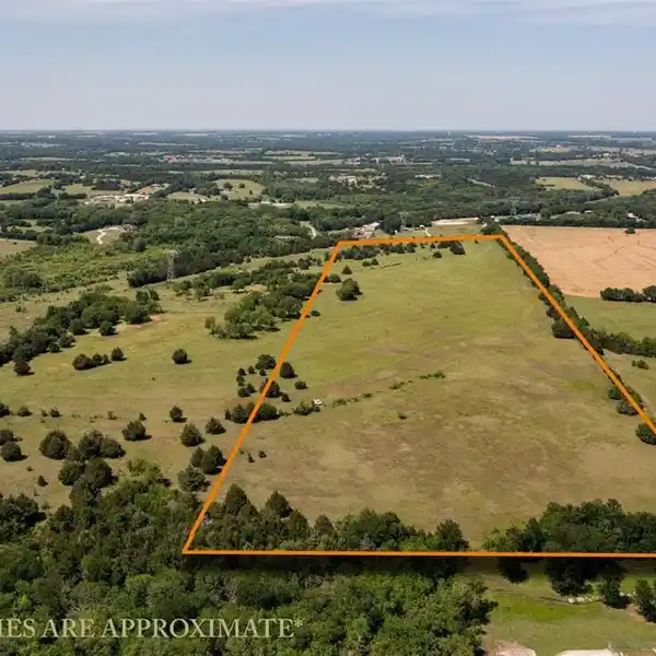 EXCEPTIONAL 30-PLUS-ACRE PROPERTY