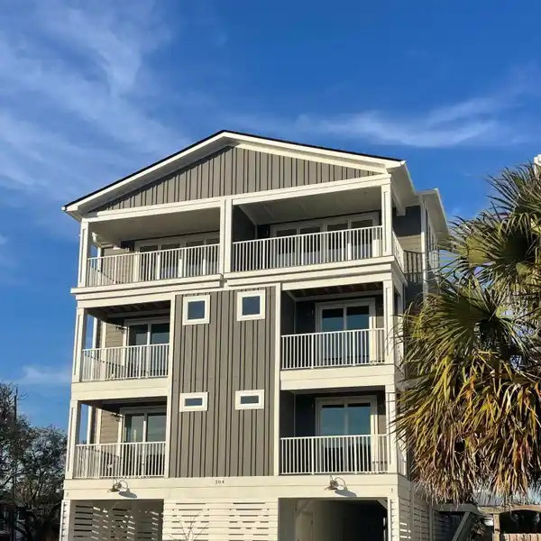 GORGEOUS NEW CONSTRUCTION