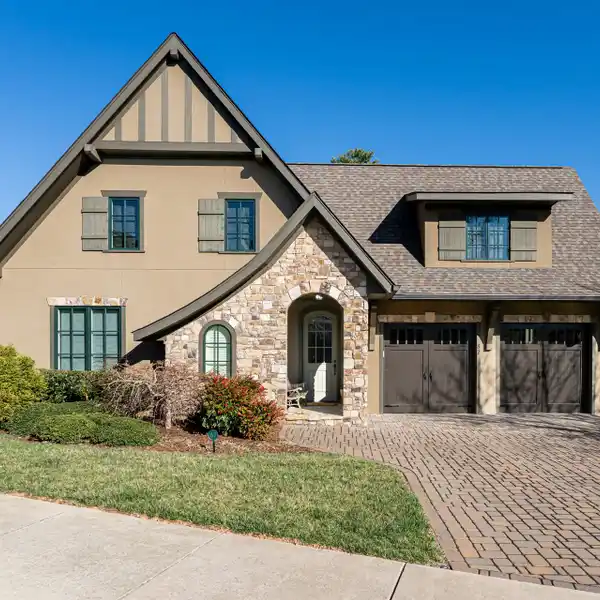 LIKE-NEW CUSTOM RESIDENCE IN THE GATED VILLAGES OF THOMS ESTATE