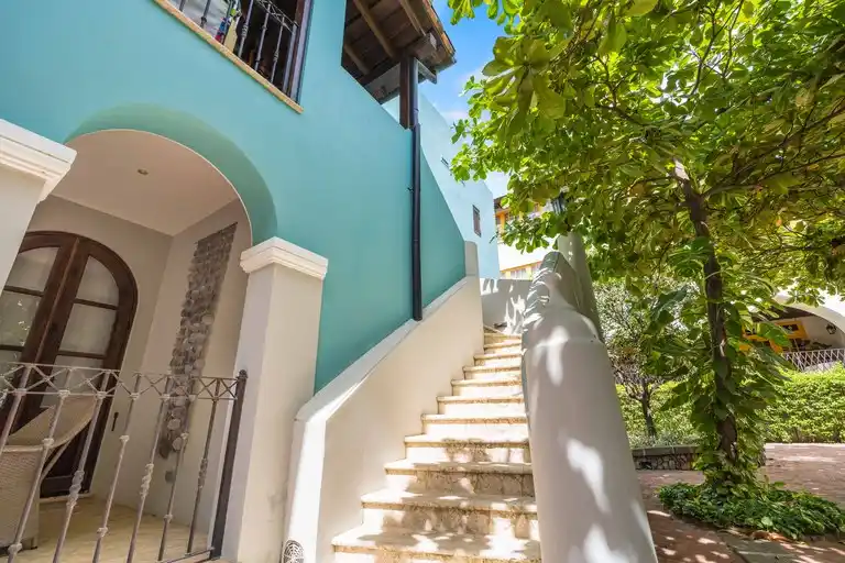 Carlota 21: Ideal Location and Unmatched Comfort in the Heart of Las Catalinas