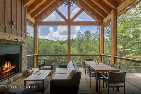 Spacious and Tranquil Home in Chinquapin