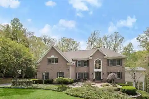 Stunning Entertainer’s Dream on Private Lot
