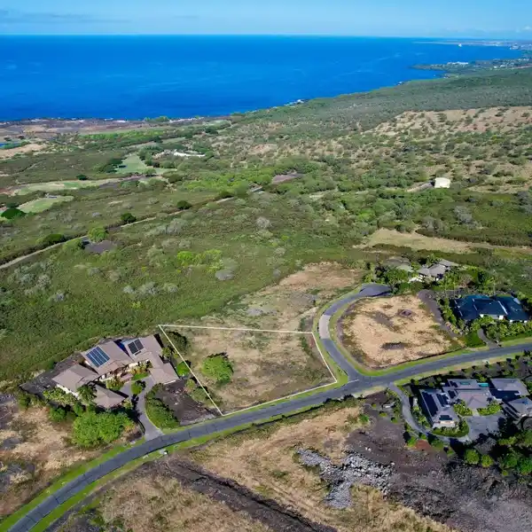 EXCEPTIONAL CORNER PROPERTY IN HOKULIA