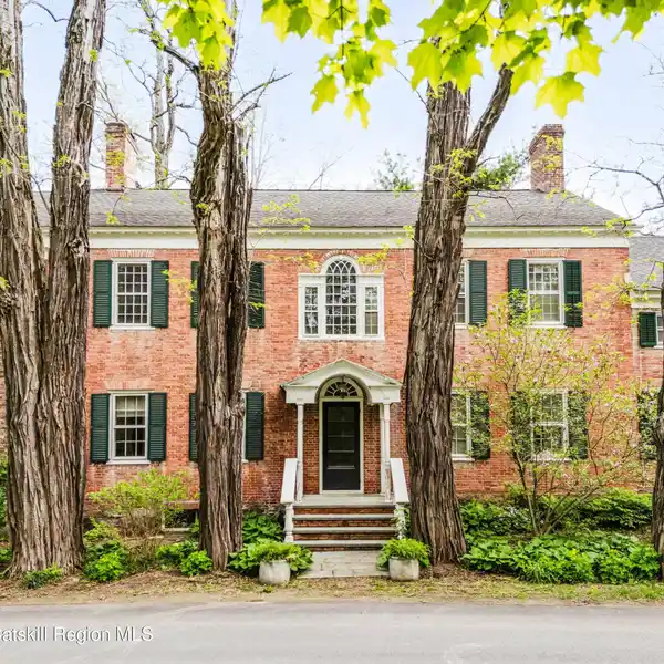 TIMELESS GEORGIAN CHARM MEETS MODERN LUXURY