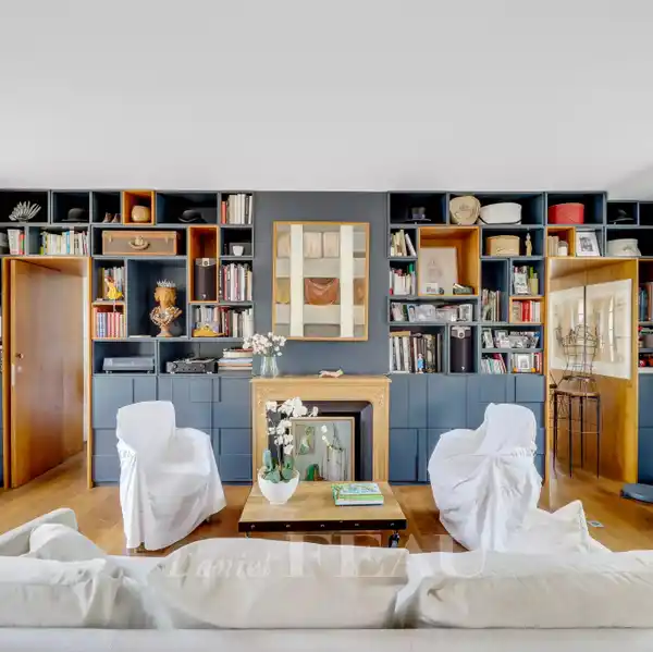 RECENTLY REVAMPED APARTMENT