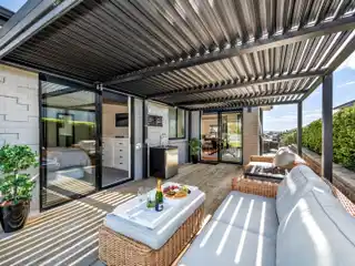 Style and Comfort with Versatility