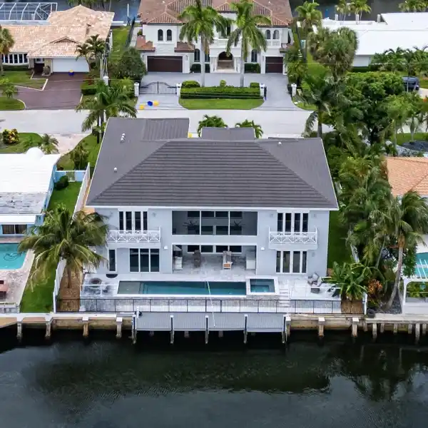 CUSTOM WATERFRONT HOME IN EXCLUSIVE BEL MARRA