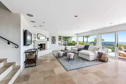 Spanish Contemporary with Panoramic Views in Upper Riviera