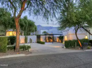 Contemporary Home in the Prestigious Canyon Ranch Resort