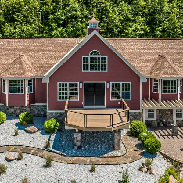 CONTEMPORARY HOME IN JACKSON'S TYROL NEIGHBORHOOD