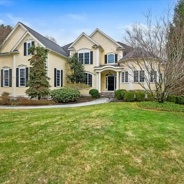BESPOKE TRANSITIONAL COLONIAL