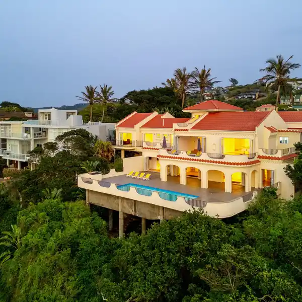 EXQUISITE BEACHFRONT MASTERPIECE IN ZINKWAZI