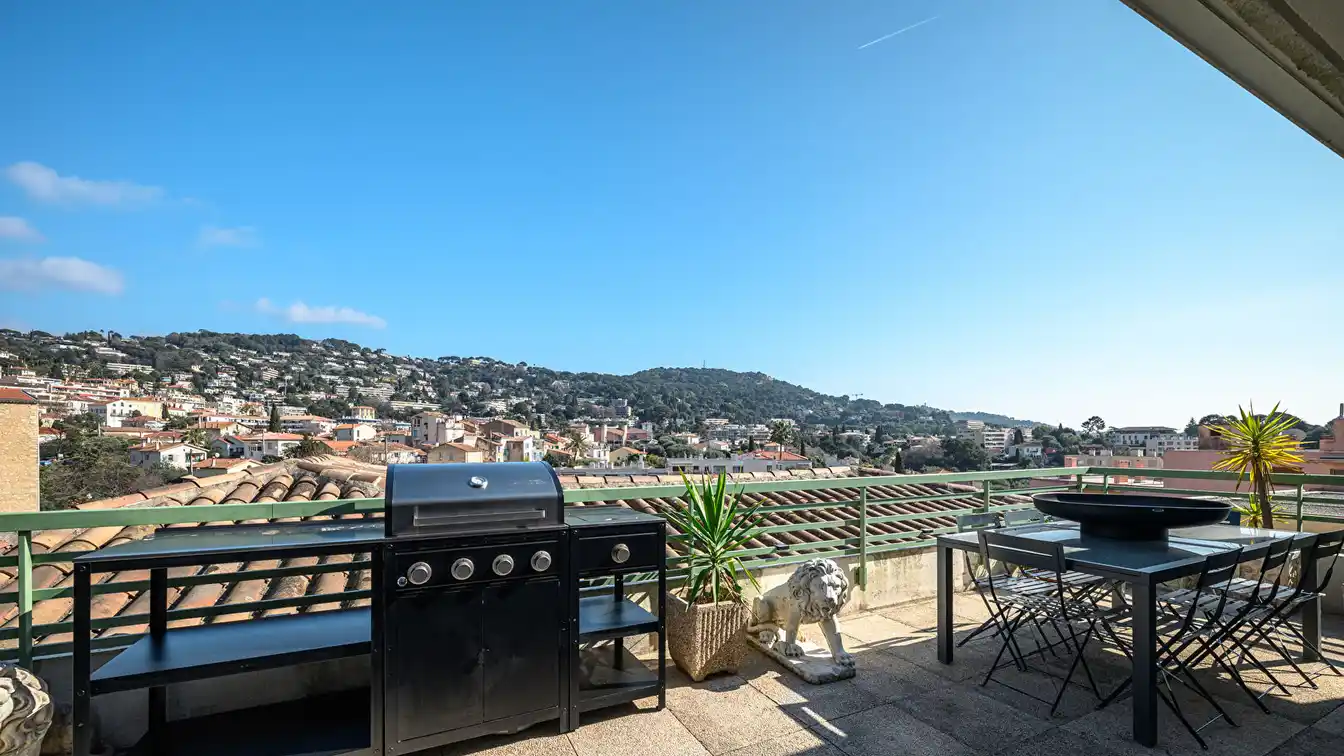 Duplex Penthouse in a Sought-after Location