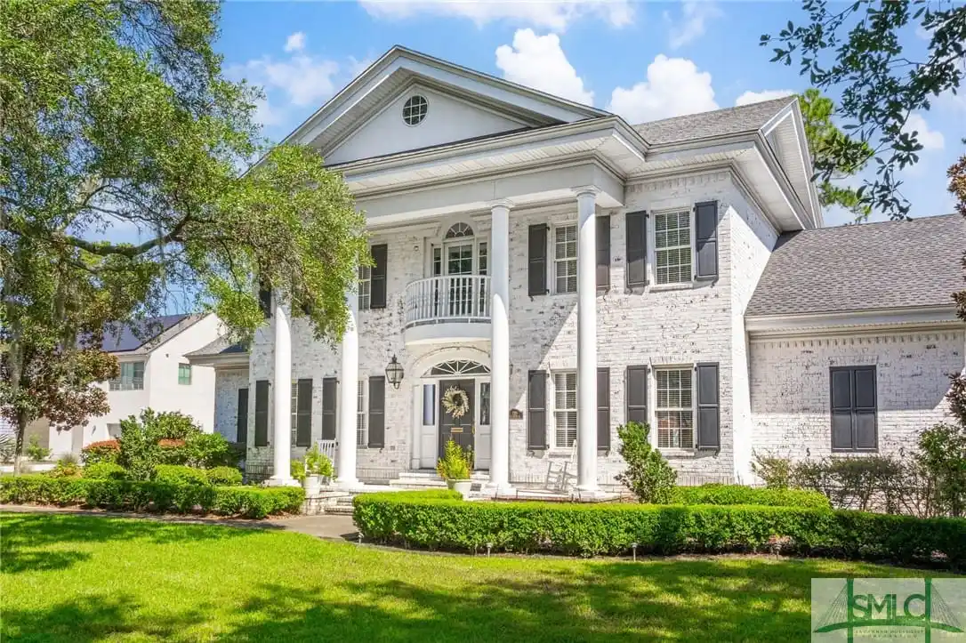 Quintessential Savannah Charm and Elegance