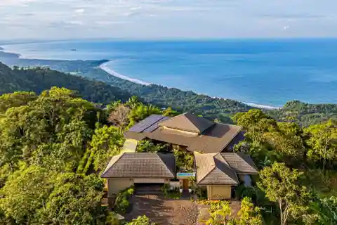 Tropical Two-home Estate