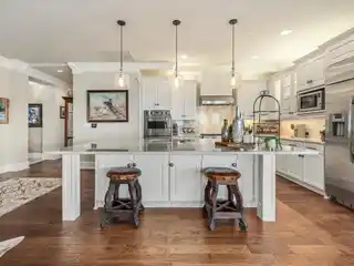 Rare Luxury Home in Villa De Leon