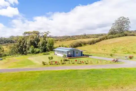 Remarkable 20-acre Property
