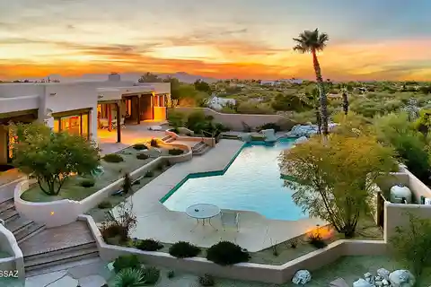 Exceptional Southwestern-Style Home