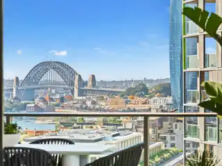 Commanding City and Harbour Views
